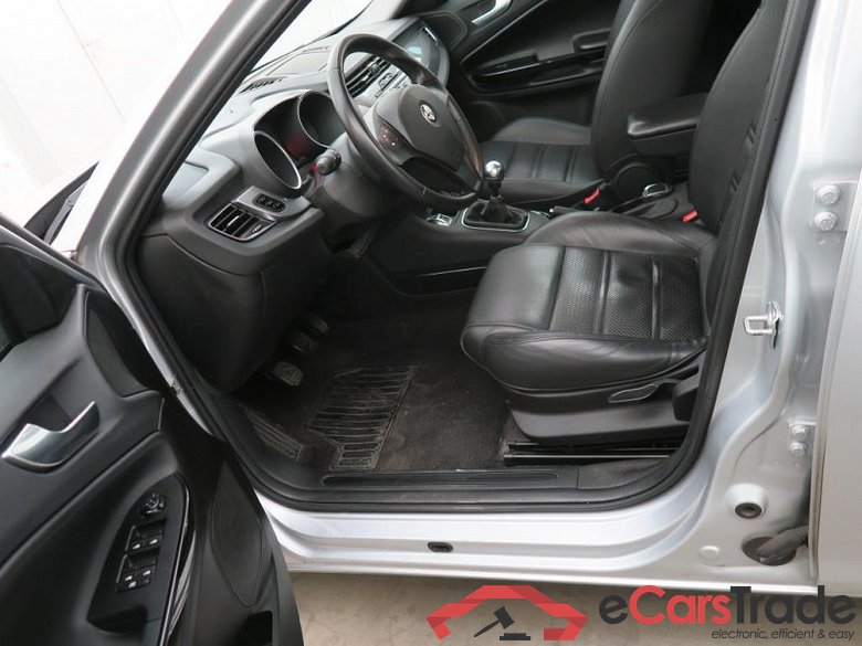 ALFA ROMEO GIULIETTA 2.0 JTD M-Jet Distinctive Start&St. Navi Leather Klima PDC... #6