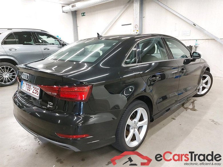 Audi A3 1.6 TDi S-Line Ext. LED-Xenon Navi Klima PDC ... #2