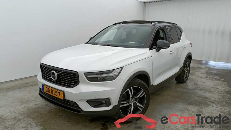 VOLVO XC40 2.0 T5 247 AWD R-Design Geartronic 5d