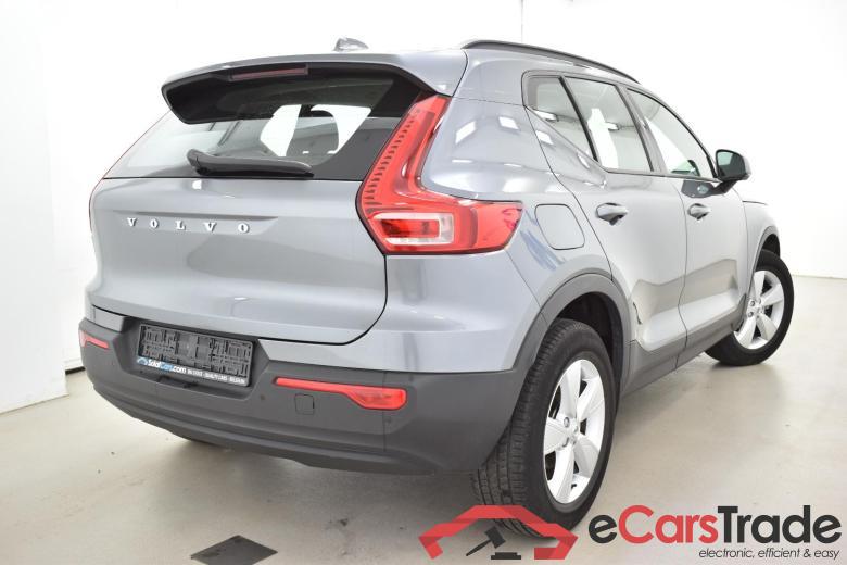 Volvo XC40 2.0 D3 LED-Xenon Navi KeylessGo Klima PDC ... #3