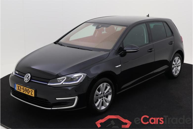 VOLKSWAGEN e-Golf  #1