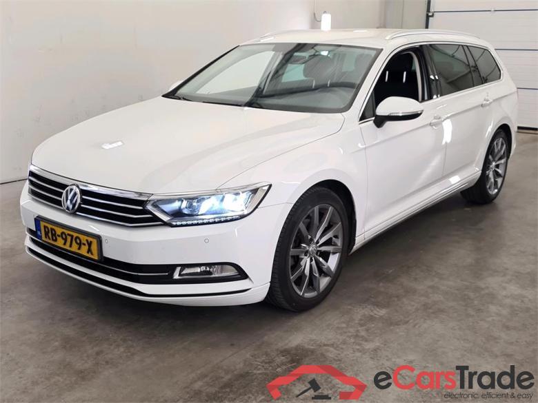 Volkswagen Passat Variant \'14 Volkswagen Passat Variant 2.0 TDI 110kW 7-DSG Comfort Business 5d #1