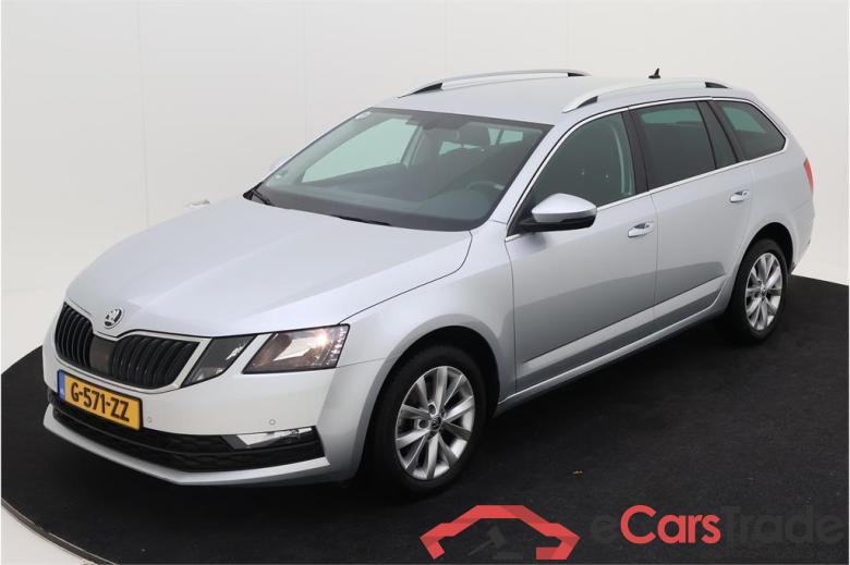 SKODA Octavia Combi 110 kW #1