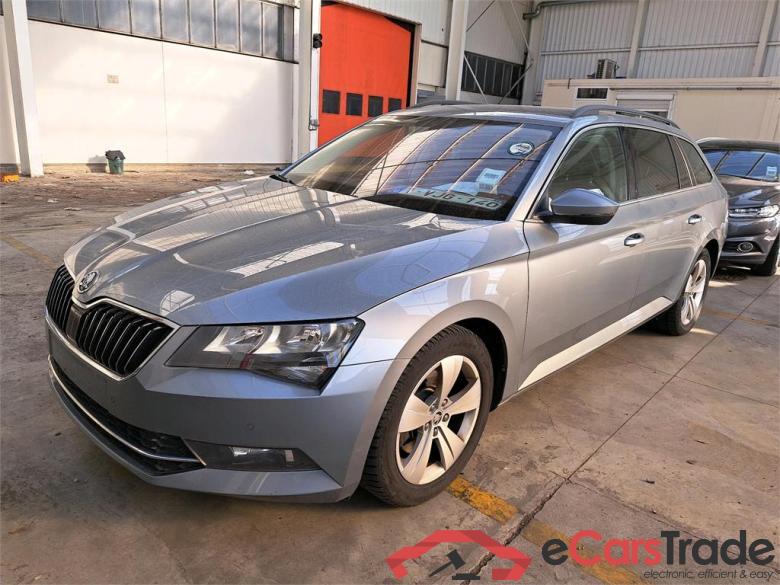 SKODA SUPERB COMBI DIESEL - 2015 1.6 CR TDi Ambition DSG Coprporate #1