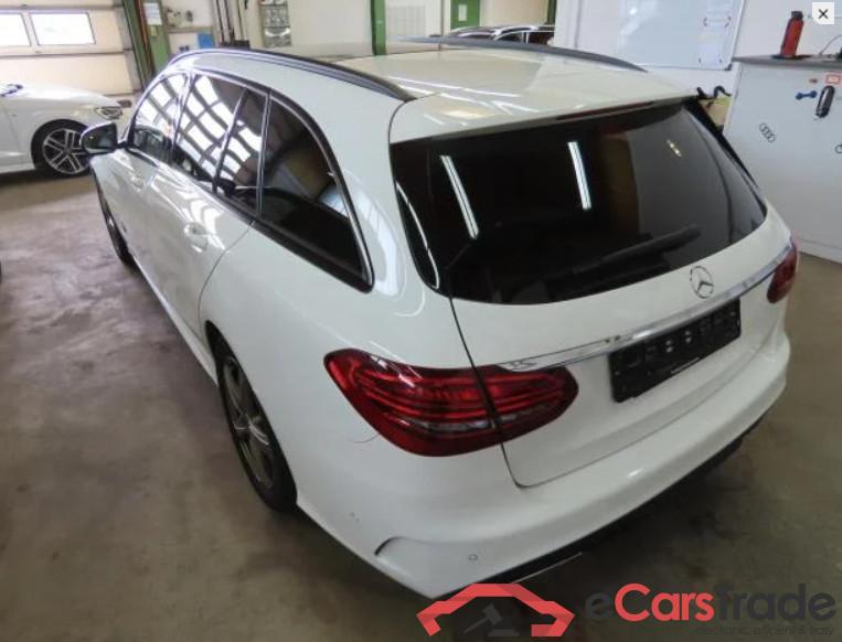 Mercedes C 200 d AMG Night Pano LED-Xenon Navi Sport-Leather-Alcantara KeylessGo Klima PDC ... #4