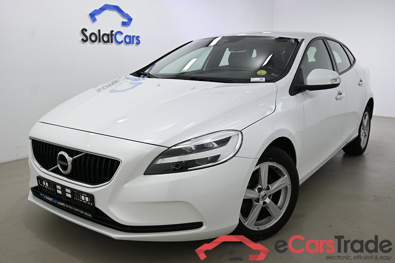 Volvo V40 2.0 D2 Black Edition LED-Xenon Navi Klima PDC ...