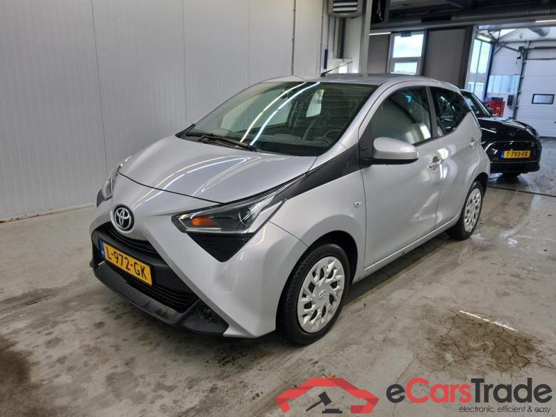 TOYOTA Aygo 1.0 VVT-i x-play #1