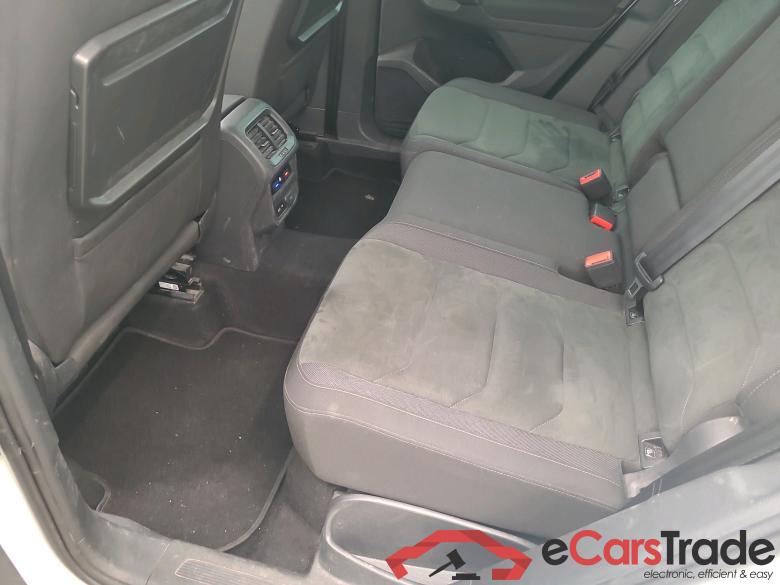 Volkswagen Tiguan 2.0 TDi 150Hp Comfortline Aut. Navi 1/2 Sport-Leather-Alcantara KeylessGo Klima PDC ... #5