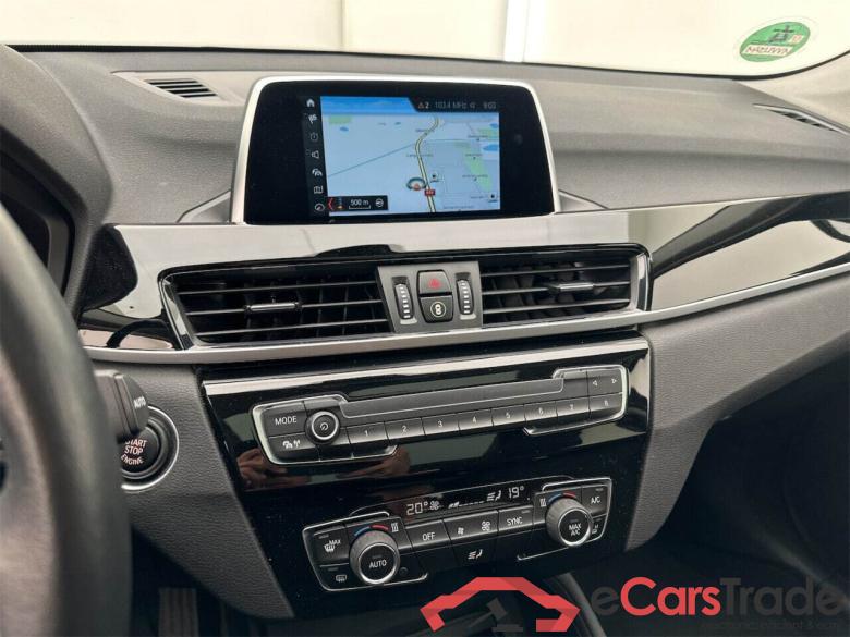 BMW X1 2.0 xDrive18d Aut. Pano Navi KeylessGo Camera Klima PDC ... #6