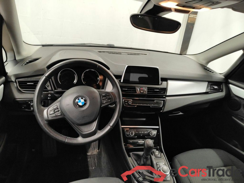 BMW 216d Active Tourer Navi KeylessGo Klima PDC ... #6