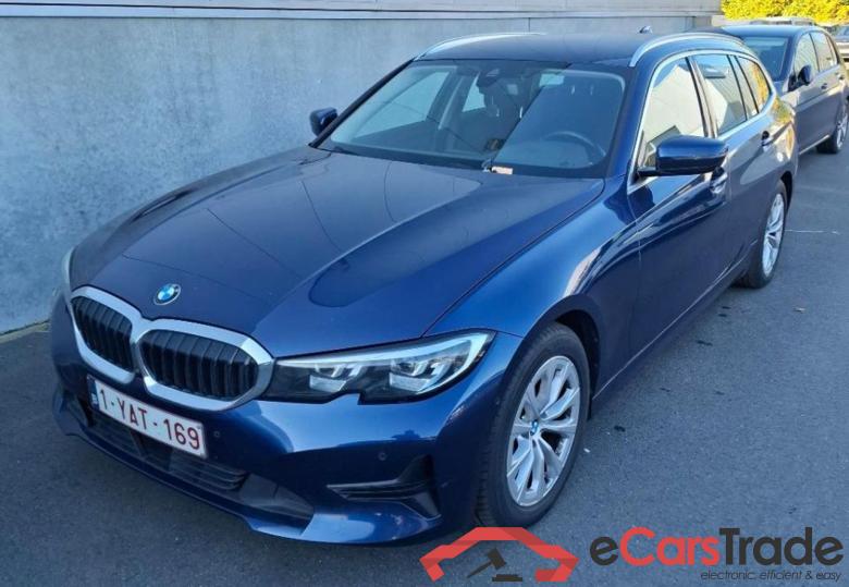 BMW 320d Touring Aut. LED-Xenon Navi-Pro KeylessGo Camera Klima PDC ... #1