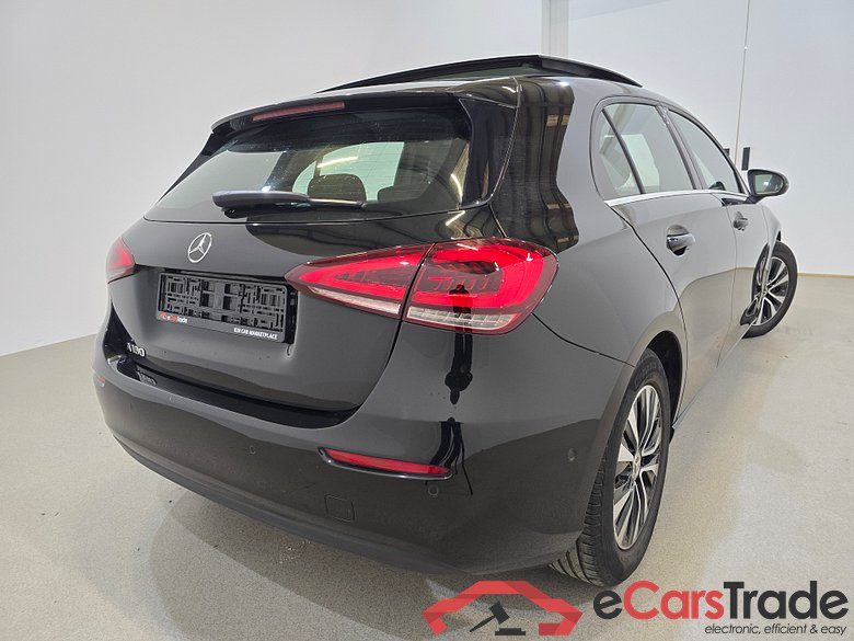 Mercedes A 180 Pano LED-Xenon Widescreen Navi 1/2 Sport-Leather KeylessGo Camera Klima PDC ... #3