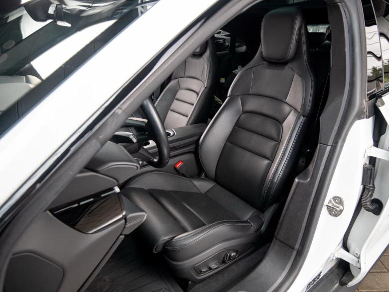 Porsche Taycan 4S Performance Battery Plus Pano LED Virtual Sport-Chrono Navi-Pro Bose Sport-Leather KeylessGo Camera Klima PDC ... #4