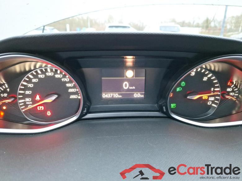PEUGEOT - PEU 308 SW BlueHDi 130PK Allure With Heated Seats & Pack Led & Style & Safety Plus & VisioPark I &  Pano Roof #5