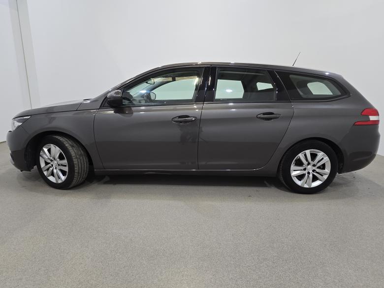 Peugeot 308 1.2 PureTech Navi Klima PDC ... #2