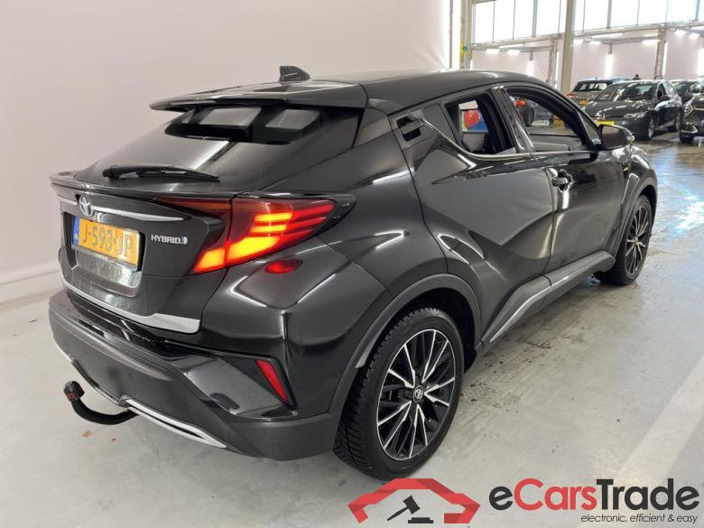 TOYOTA C-HR '16 Toyota C-HR 2.0 High Power Hybrid Executive automaat 5d #2