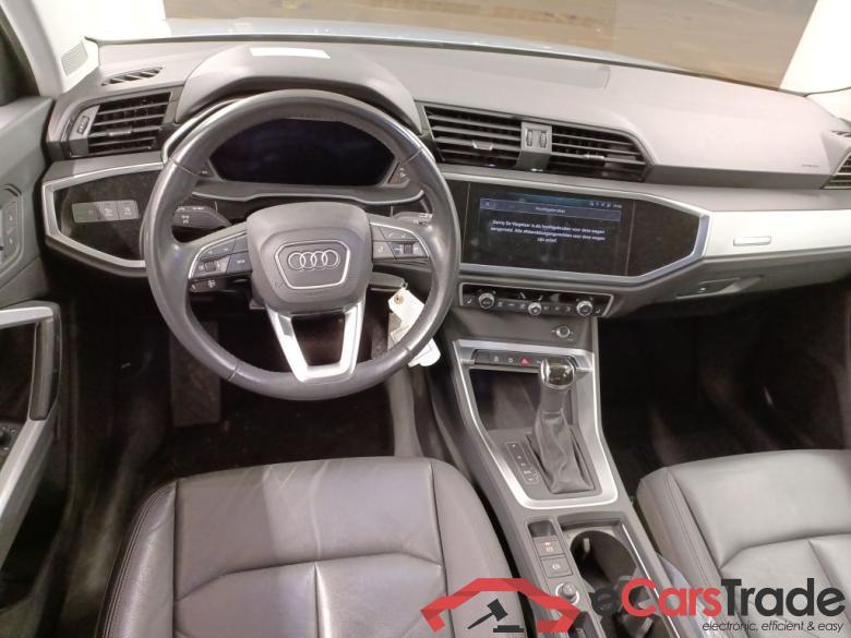 Audi Q3 35 TDI S Tronic Business Edition 5d #6
