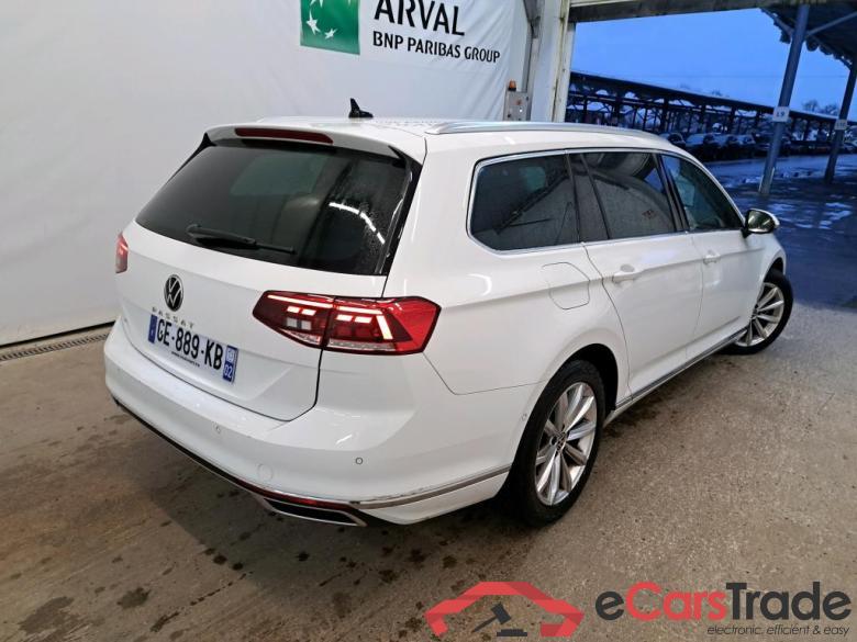 Volkswagen 2.0 TDI 150 SCR DSG7 SW LOUNGE VOLKSWAGEN Passat SW / 2019 / 5P / Break 2.0 TDI 150 SCR DSG7 SW LOUNGE #3