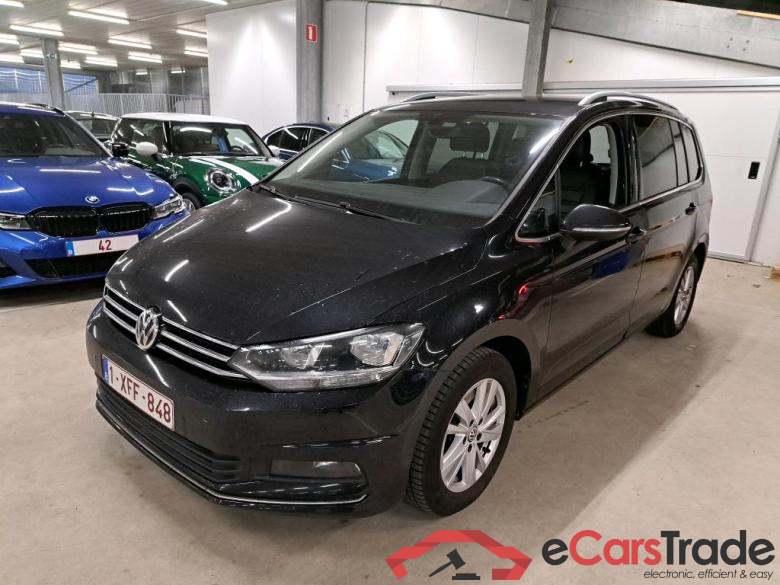 VOLKSWAGEN - VW  TOURAN TSi 150PK DSG Highline Pack Business & Nav Discover Media & Rear Camera View  * PETROL *