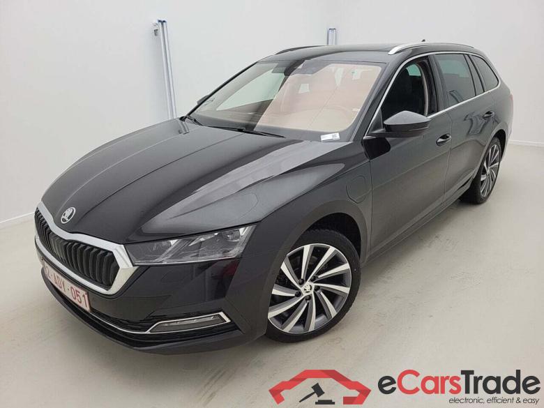 SKODA OCTAVIA KOMBI 1.4 TSI IV STYLE DSG #1