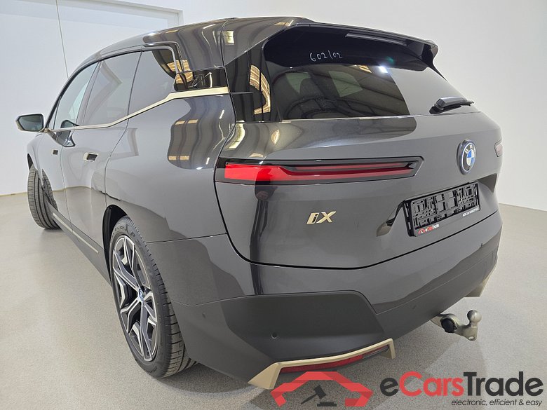 BMW IX Xdrive40 Aut. Pano LED-Xenon Head-Up LC-Pro Harman/Kardon Navi-Pro 1/2 Sport-Leather-Alcantara KeylessGo Camera Klima PDC ... #6