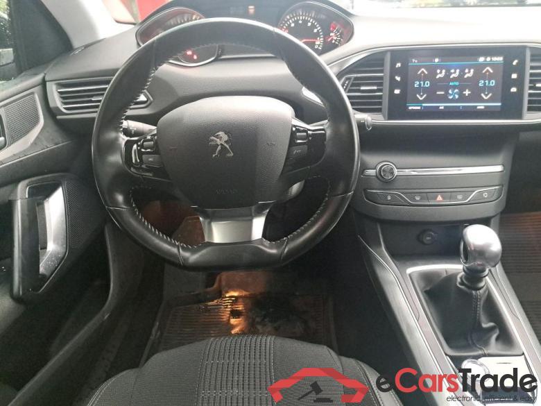 Peugeot Puretech 130 S&S Allure 308 Allure 1.2 PureTech 130CV BVM6 E6d #5