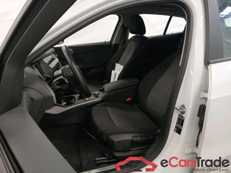 BMW 1-serie 1.5 116D (85KW) Business Model Advantage Driving Assistant Spiegel #6