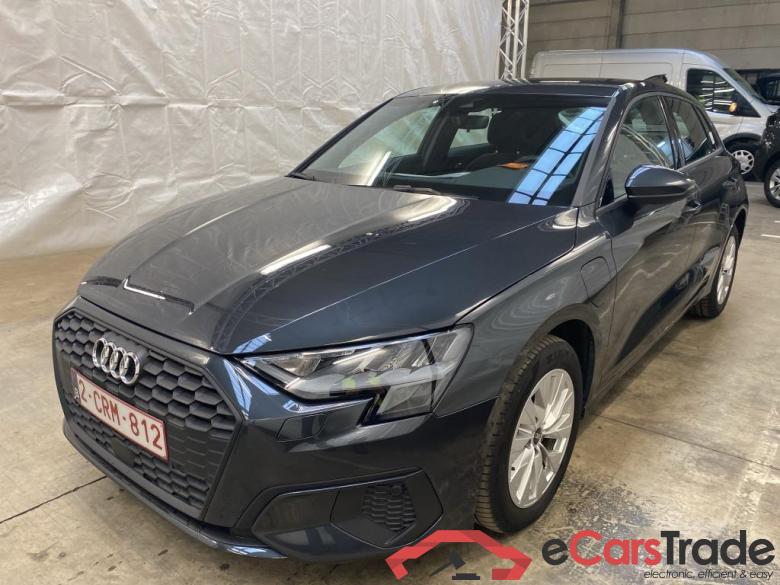 AUDI A3 SPORTBACK 1.4 40 TFSI E S TRONIC SPORTB ATTRACTION Light module 1 Business #2
