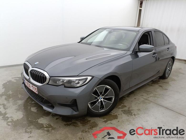 BMW 3 Reeks Berline 318dA (100 kW) 4d #4