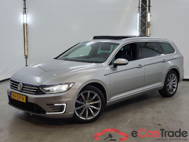 VOLKSWAGEN PASSAT VARIANT 1.4 TSI GTE Connected Series Plus #1