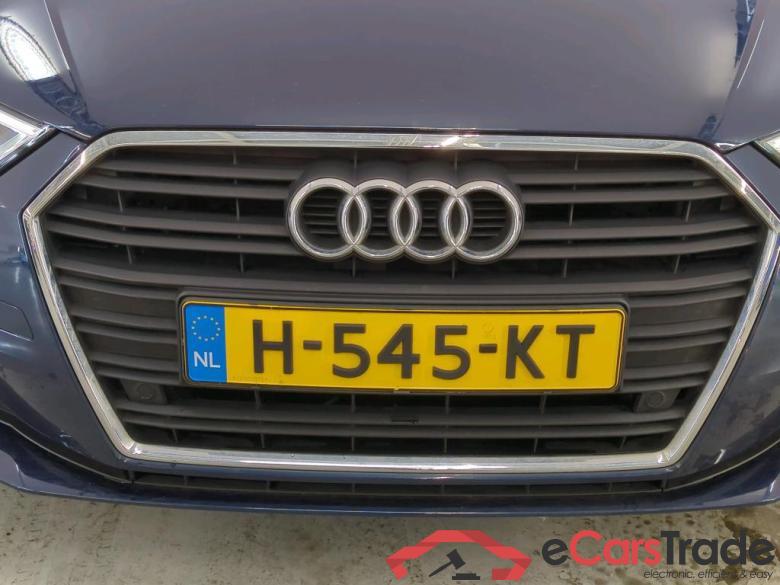 Audi A3 Sportback 12-19 Audi A3 Sportback 35 TFSI S tronic Pro Line 5d #5