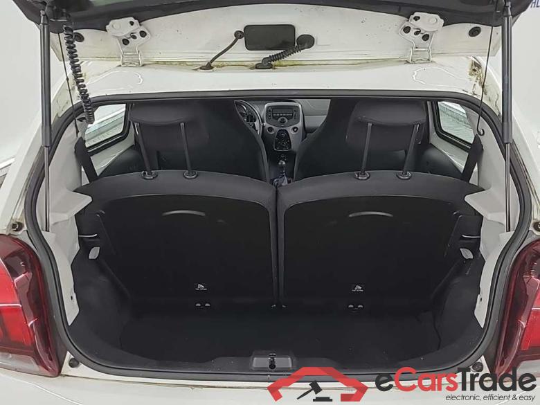 PEUGEOT 108 Active 1.0 e-VTi 72pk 5D #5
