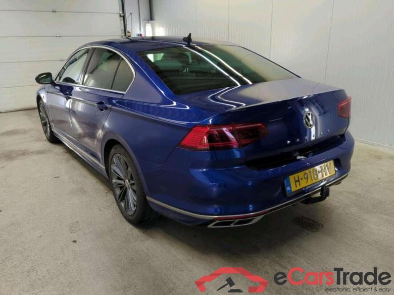 VOLKSWAGEN PASSAT 2.0 TDI Eleg.Bns R #6