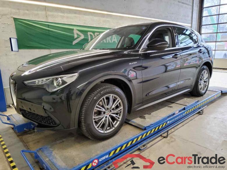 Alfa Romeo Stelvio (630)(2017->) DE - SUV5 2.0 Turbo 16V EU6d, Super Q4 (EURO 6d), (Facelift) 2020 - 2021 #1