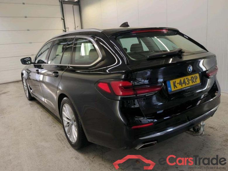 BMW 5-serie Touring 520i High Exe #6