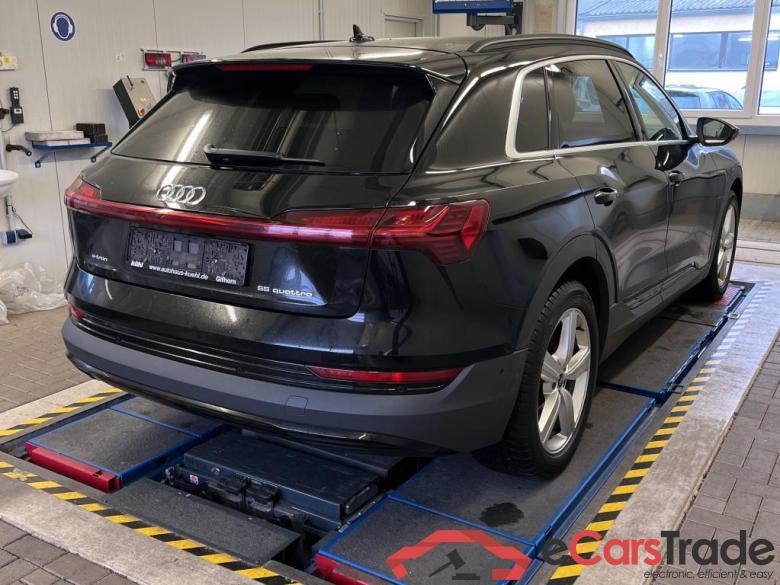 Audi 55 quattro basis E-tron #4