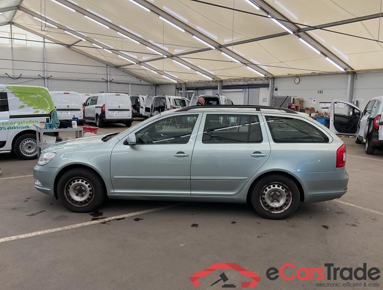 SKODA Octavia Combi O COMBI A5 AMBI 1,6CR 77KW 105CV 5V DPF #4