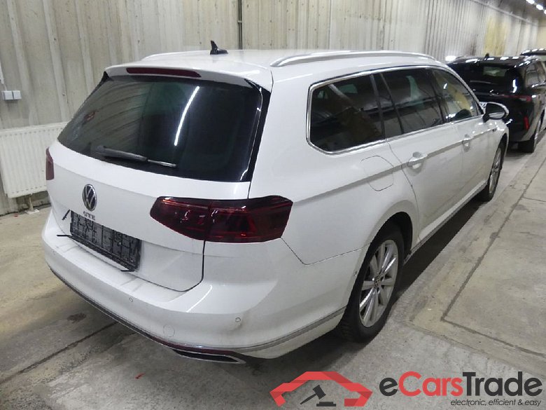 Volkswagen Passat Variant ´14 Passat Variant GTE 1.4 TSI 160KW AT6 E6d #4
