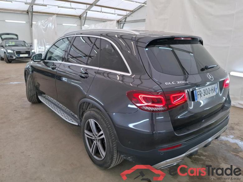 Mercedes GLC 300 e Business Line 4Matic MERCEDES-BENZ GLC / 2019 / 5P / SUV GLC 300 e Business Line 4Matic #2