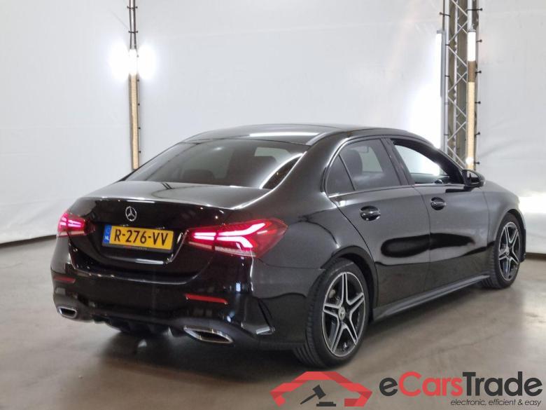 MERCEDES-BENZ A-KLASSE 180 Premium Plus #4