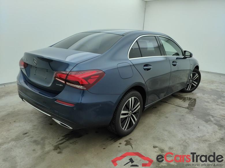 Mercedes-Benz A-Klasse Limousine A 250e Business Solution 4d #5