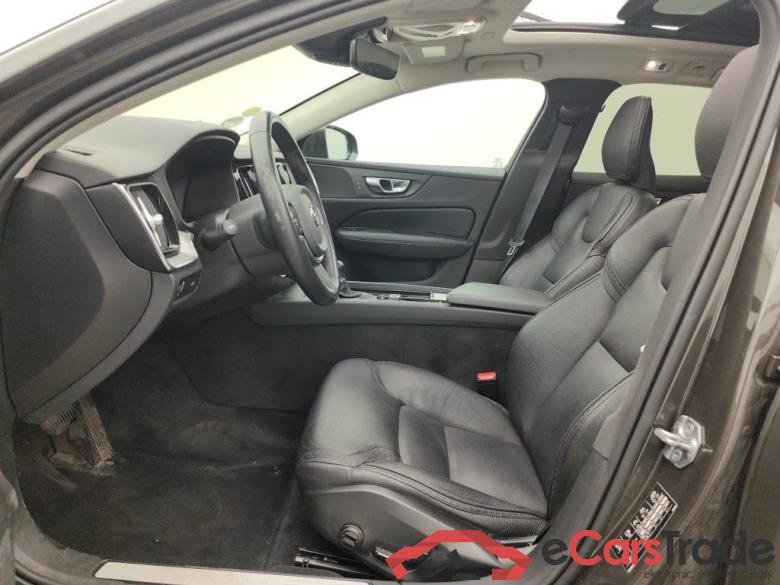 Volvo V60 Cross Country D3 4x4 Geartronic Cross Country 5d #6