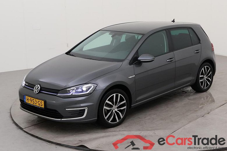 VOLKSWAGEN e-Golf 