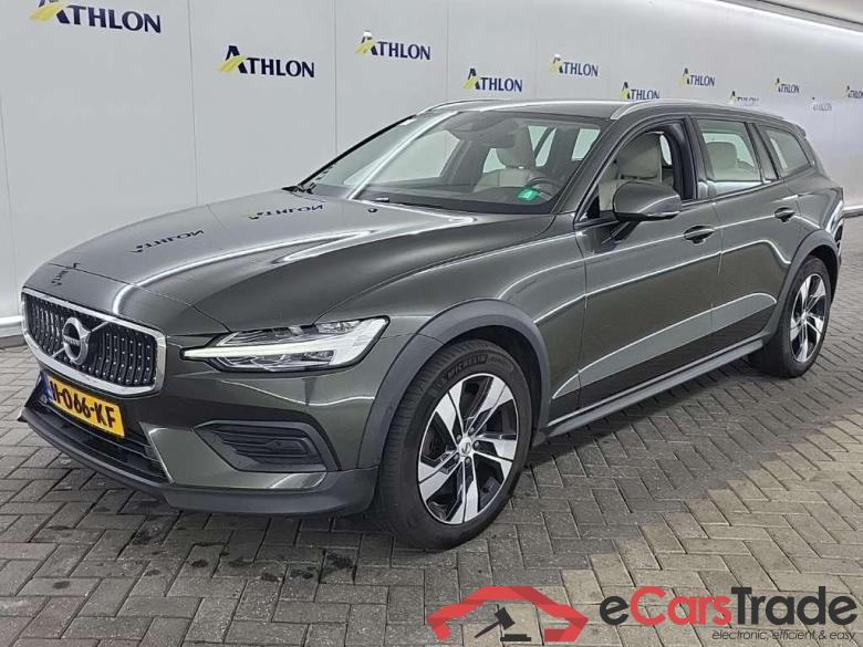 VOLVO V60 CROSS COUNTRY T5 AWD Geartronic 5D 184kW #1