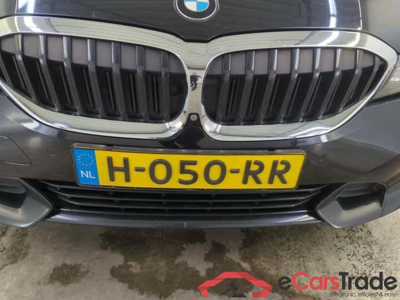 BMW 3-serie Touring 320i Executive Ed. #4