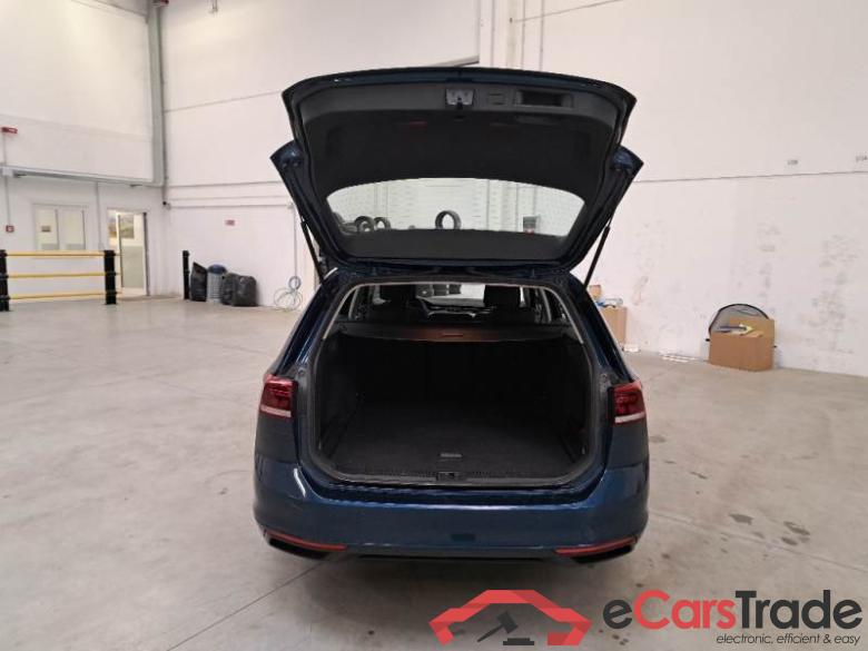 Volkswagen 8 VOLKSWAGEN PASSAT / 2019 / 5P / STATION WAGON VAR. 2.0TDI SCR EVO 110KW BUSIN. BMT DSG #5