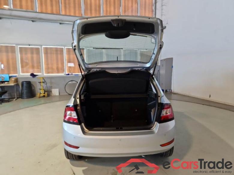 Skoda 10MPI44MTR SKODA FABIA / 2018 / 5P / BERLINA 1.0 MPI 44KW DESIGN EDITION #5