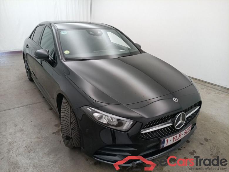 Mercedes-Benz A-Klasse Limousine A 180d Business Solution Aut. 4d #2