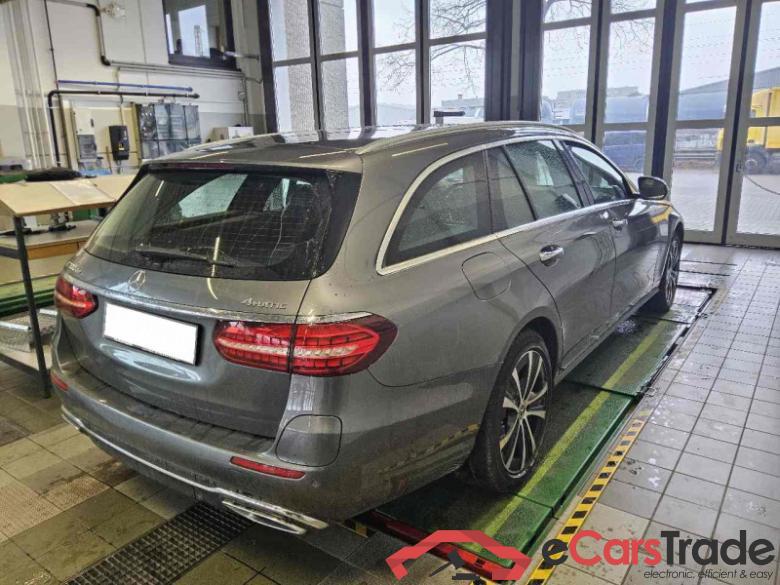 Mercedes-Benz E -Klasse T-Modell (BM 213)(06.2016->) DE - Kb5 E 300 de EU6d, T de Avantgarde 4Matic (EURO 6d), (Facelift) 2020 - 2023 #3