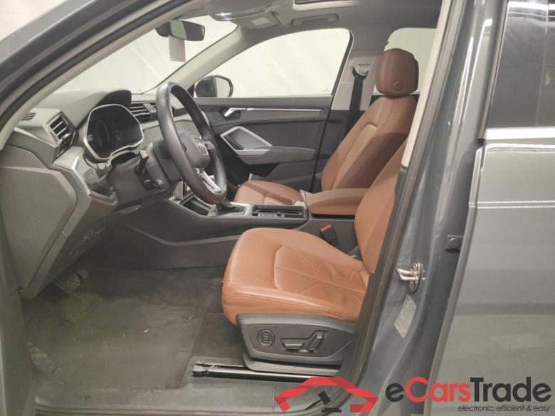 Audi Q3 35 TDI S tronic Advanced Business Editio 5d #6